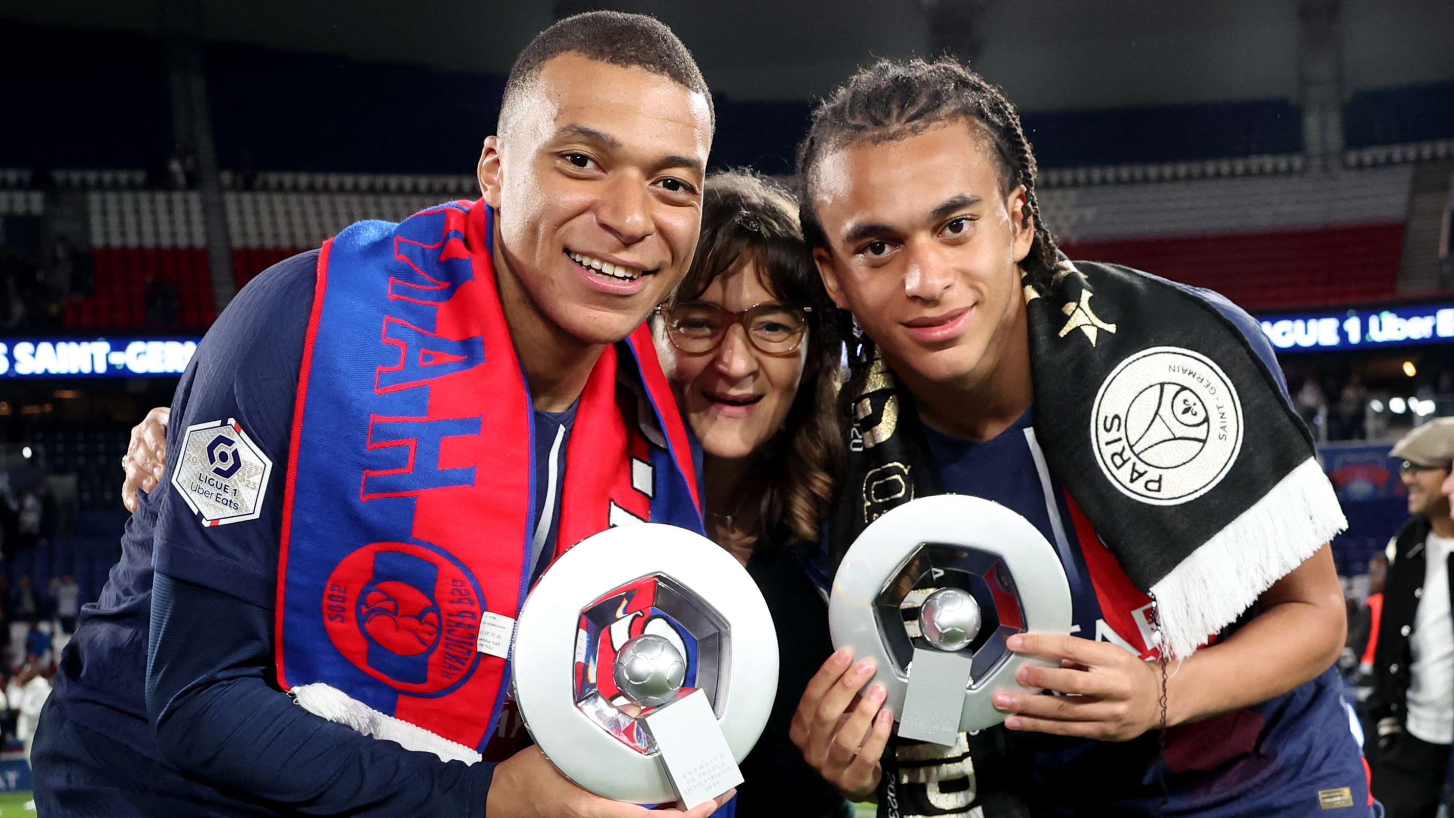 納之間打響 納之間打響